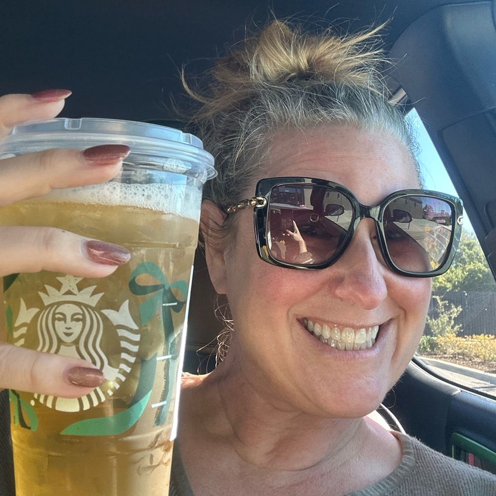 Meet your Posher, Mandy